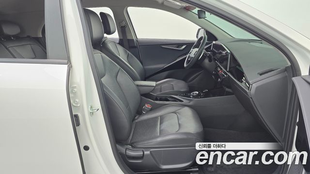 Kia Niro 2023 — photo 16