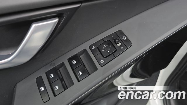 Kia Niro 2023 — photo 27