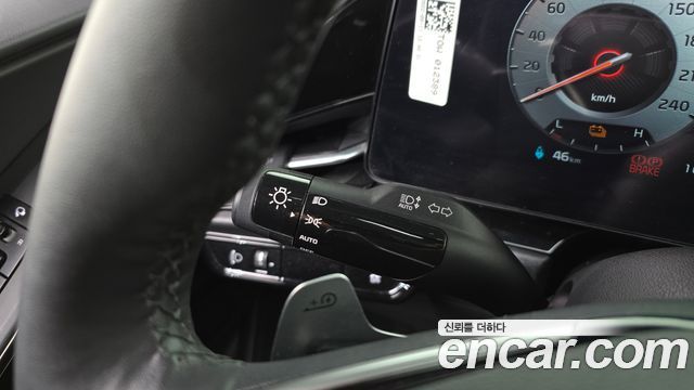 Kia Niro 2023 — photo 28
