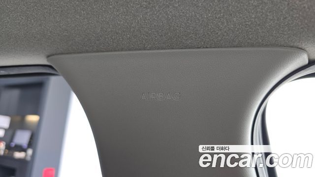 Kia Niro 2023 — photo 29