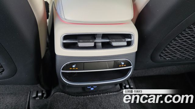 Genesis GV70 2024 — photo 25