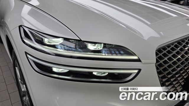 Genesis GV70 2024 — photo 8