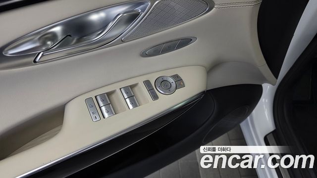 Genesis GV70 2024 — photo 28