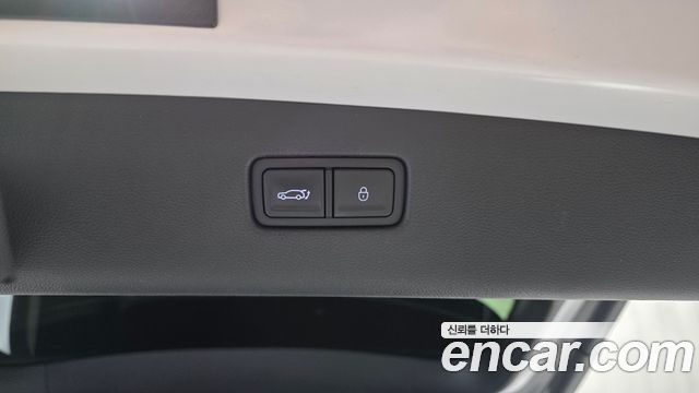 Genesis GV70 2024 — photo 30