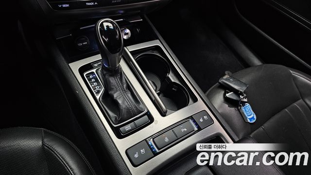Hyundai Genesis 2015 — photo 12