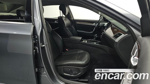 Hyundai Genesis 2015 — photo 13
