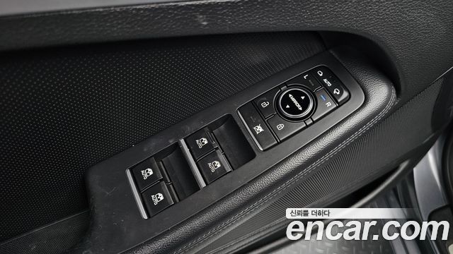 Hyundai Genesis 2015 — photo 22