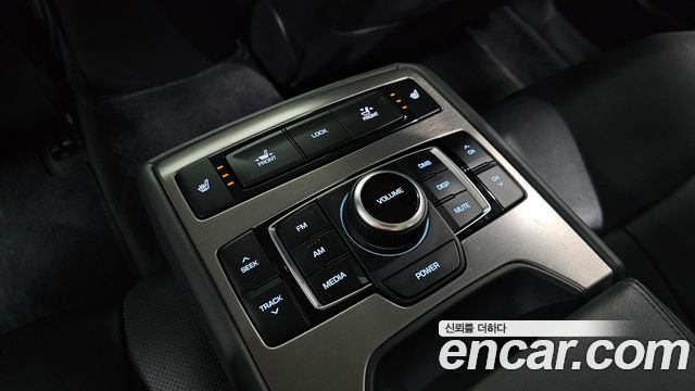Hyundai Genesis 2015 — photo 24