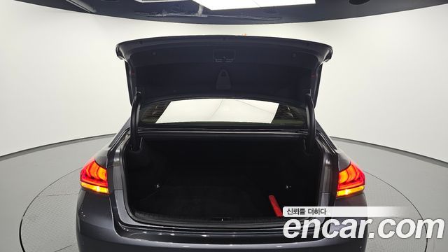 Hyundai Genesis 2015 — photo 26
