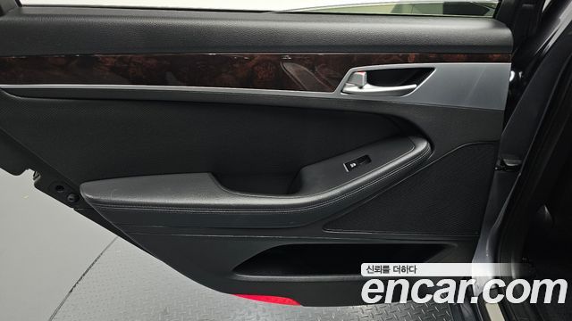 Hyundai Genesis 2015 — photo 15