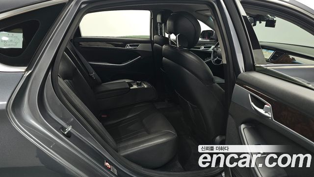Hyundai Genesis 2015 — photo 16