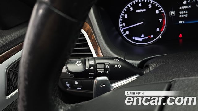 Hyundai Genesis 2015 — photo 27
