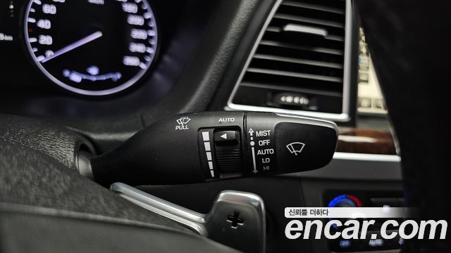 Hyundai Genesis 2015 — photo 29