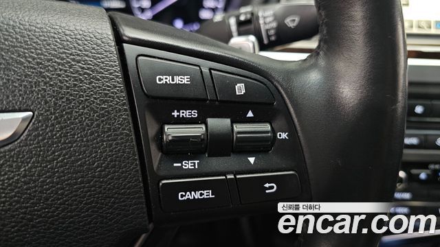 Hyundai Genesis 2015 — photo 31