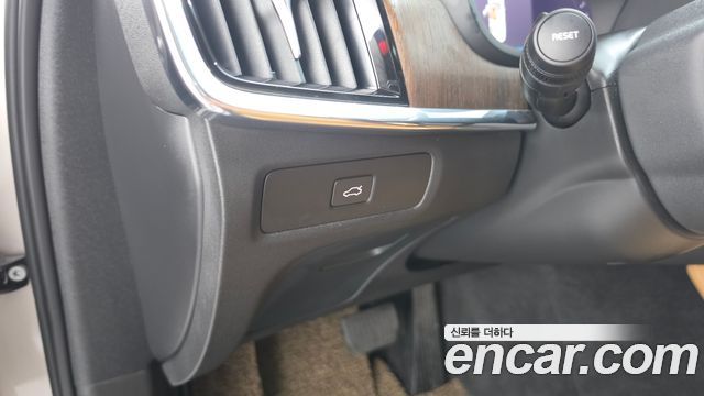 Volvo S90 2024 — photo 27