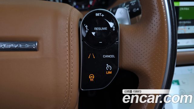 Land Rover Range Rover Velar 2018 — photo 31