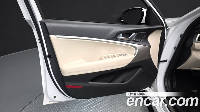 Genesis G70 2024 — photo 14
