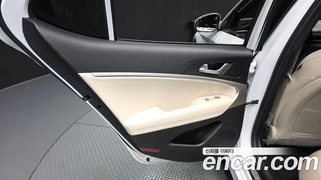 Genesis G70 2024 — photo 15