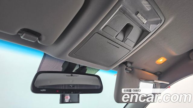 KG Mobility Rexton 2019 — photo 22