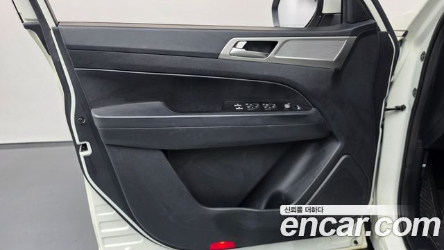 KG Mobility Rexton 2019 — photo 14