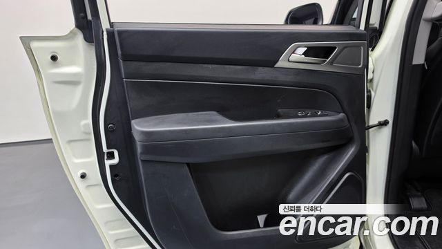 KG Mobility Rexton 2019 — photo 15