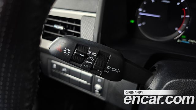 KG Mobility Rexton 2019 — photo 29