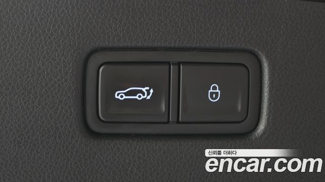 Genesis GV70 2023 — photo 19