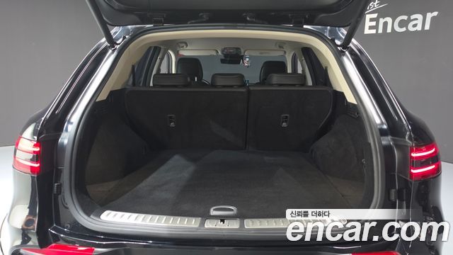 Genesis GV70 2023 — photo 20