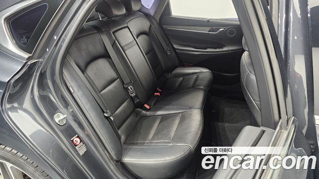 Hyundai Grandeur 2018 — photo 11