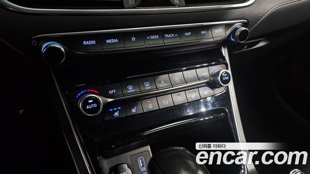 Hyundai Grandeur 2018 — photo 16