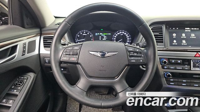 Genesis G80 2019 — photo 14