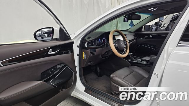 Kia K7 2019 — photo 13