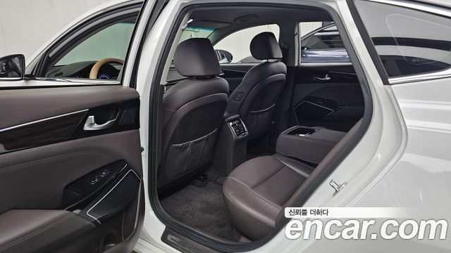 Kia K7 2019 — photo 18