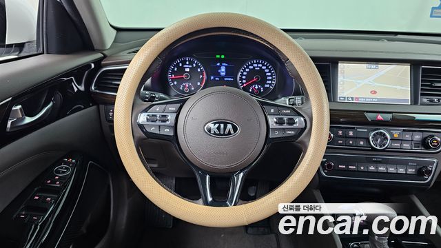 Kia K7 2019 — photo 19