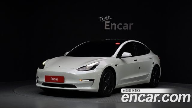 Tesla Model 3 2022 — photo 1