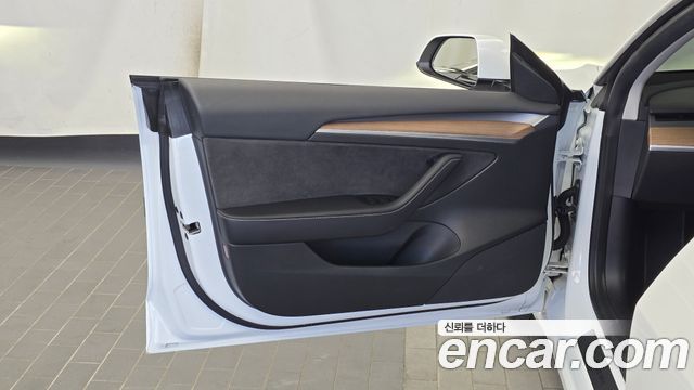 Tesla Model 3 2022 — photo 14