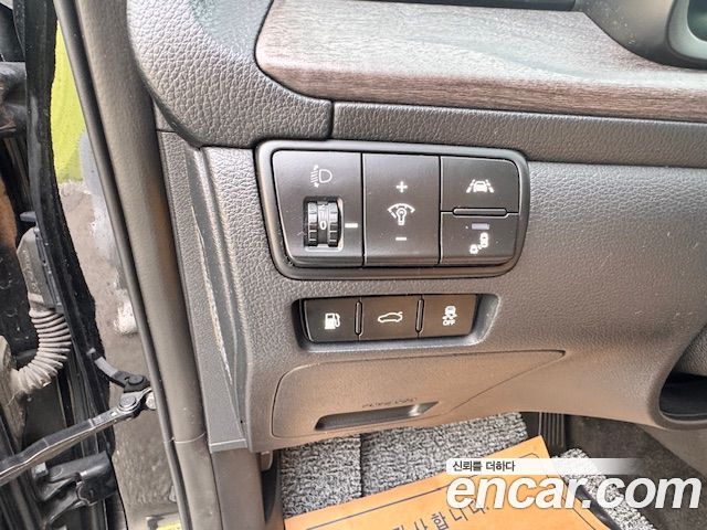 Kia K7 2020 — photo 15