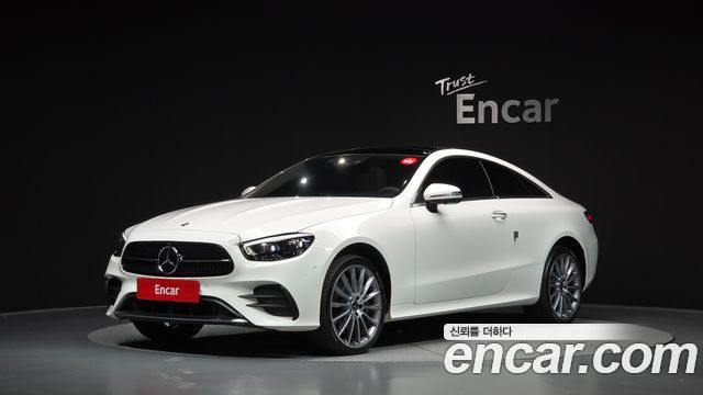 Mercedes-Benz E-Class 2023 — photo 1