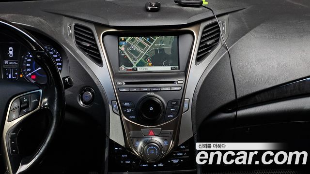 Hyundai Grandeur 2012 — photo 13