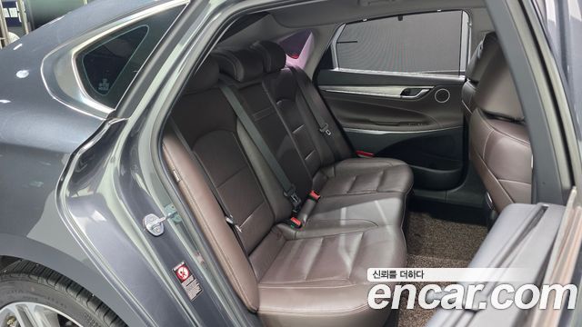 Hyundai Grandeur 2018 — photo 17