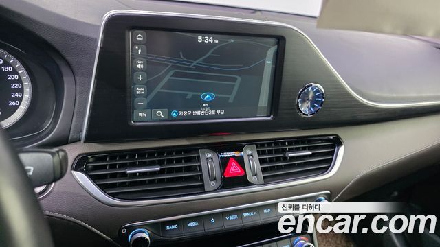 Hyundai Grandeur 2018 — photo 21
