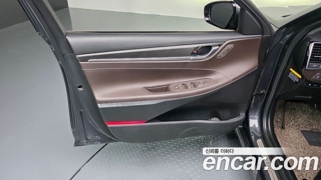 Hyundai Grandeur 2018 — photo 14