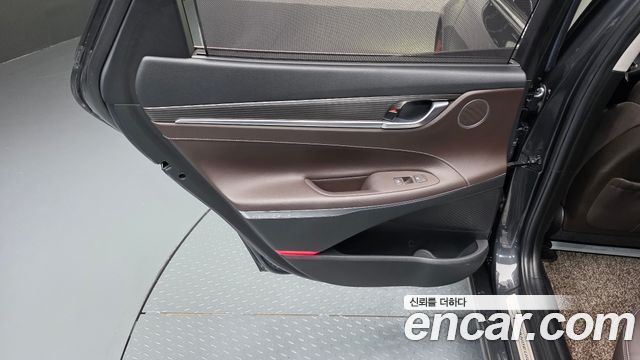 Hyundai Grandeur 2018 — photo 15