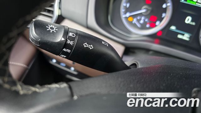 Hyundai Grandeur 2018 — photo 28
