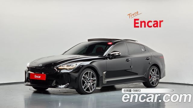 Kia Stinger 2018 — photo 1