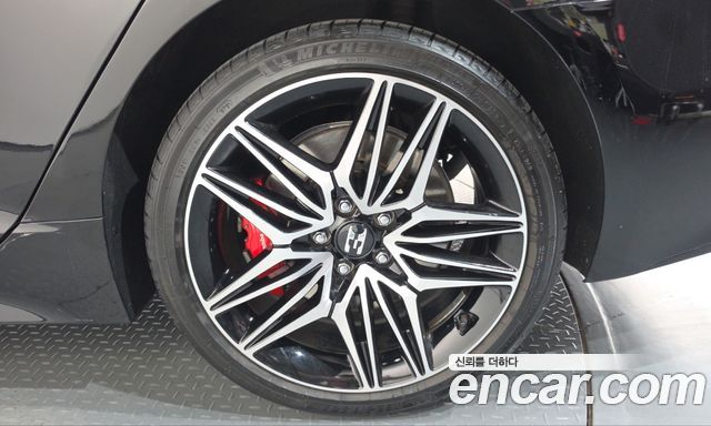 Kia Stinger 2018 — photo 7