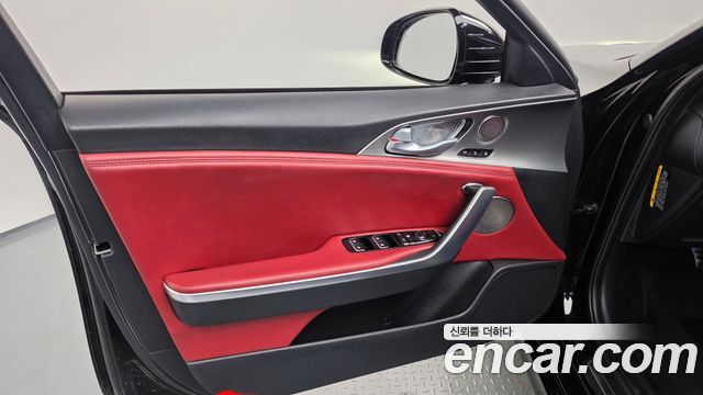 Kia Stinger 2018 — photo 14