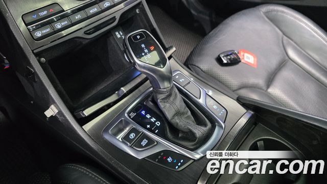 Hyundai Grandeur 2016 — photo 12