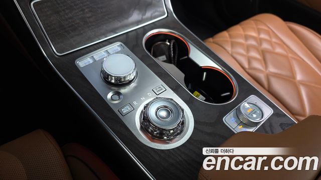 Genesis GV80 2024 — photo 12
