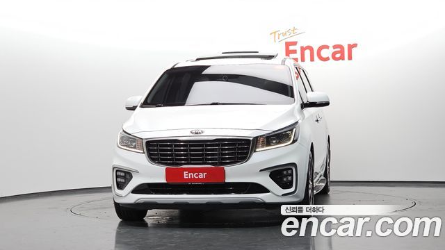 Kia Canival 2019 — photo 3